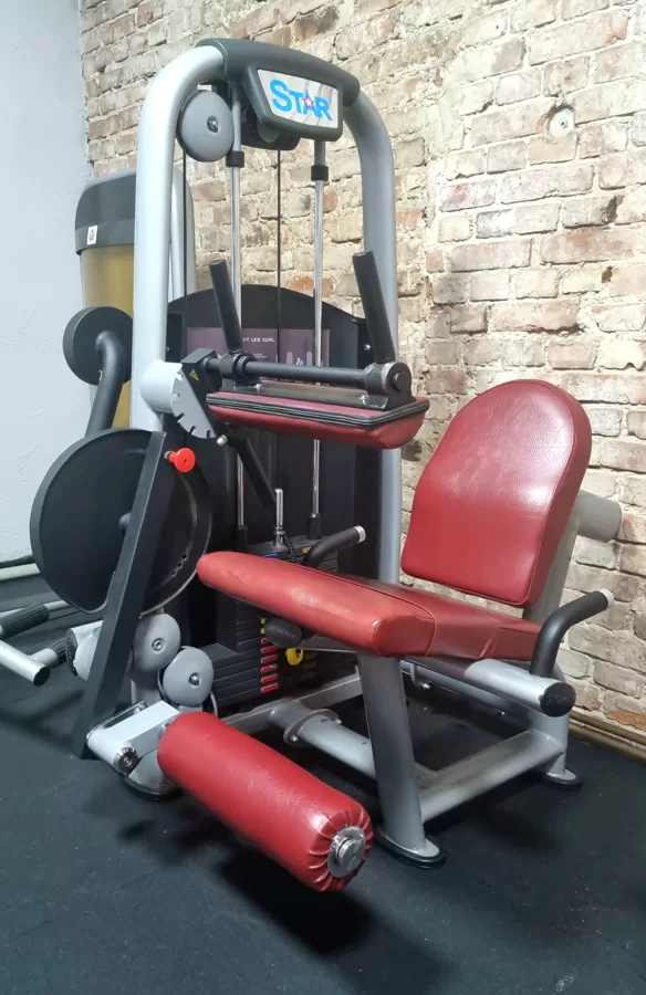 Leg Curl/ Leg extens. Duālais kāju trenažieris STAR. 1299 eur