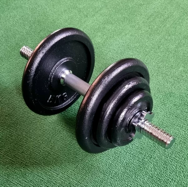 Jaunas metāla saliekāmās hanteles 2x 20,0 kg. cena 2,90 eur. kg.