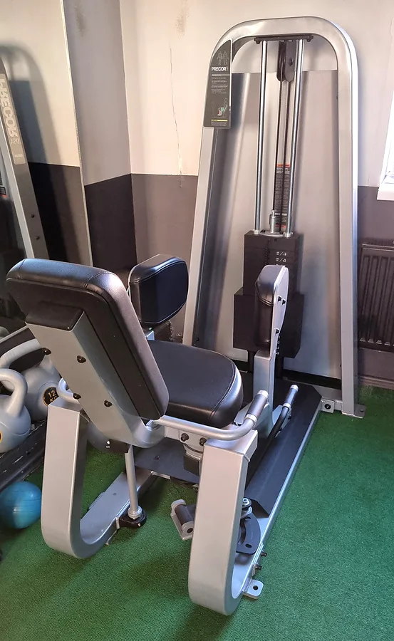 ASV firmas PRECOR Kāju ADDuktors . Kā jauns. C: 749 eur